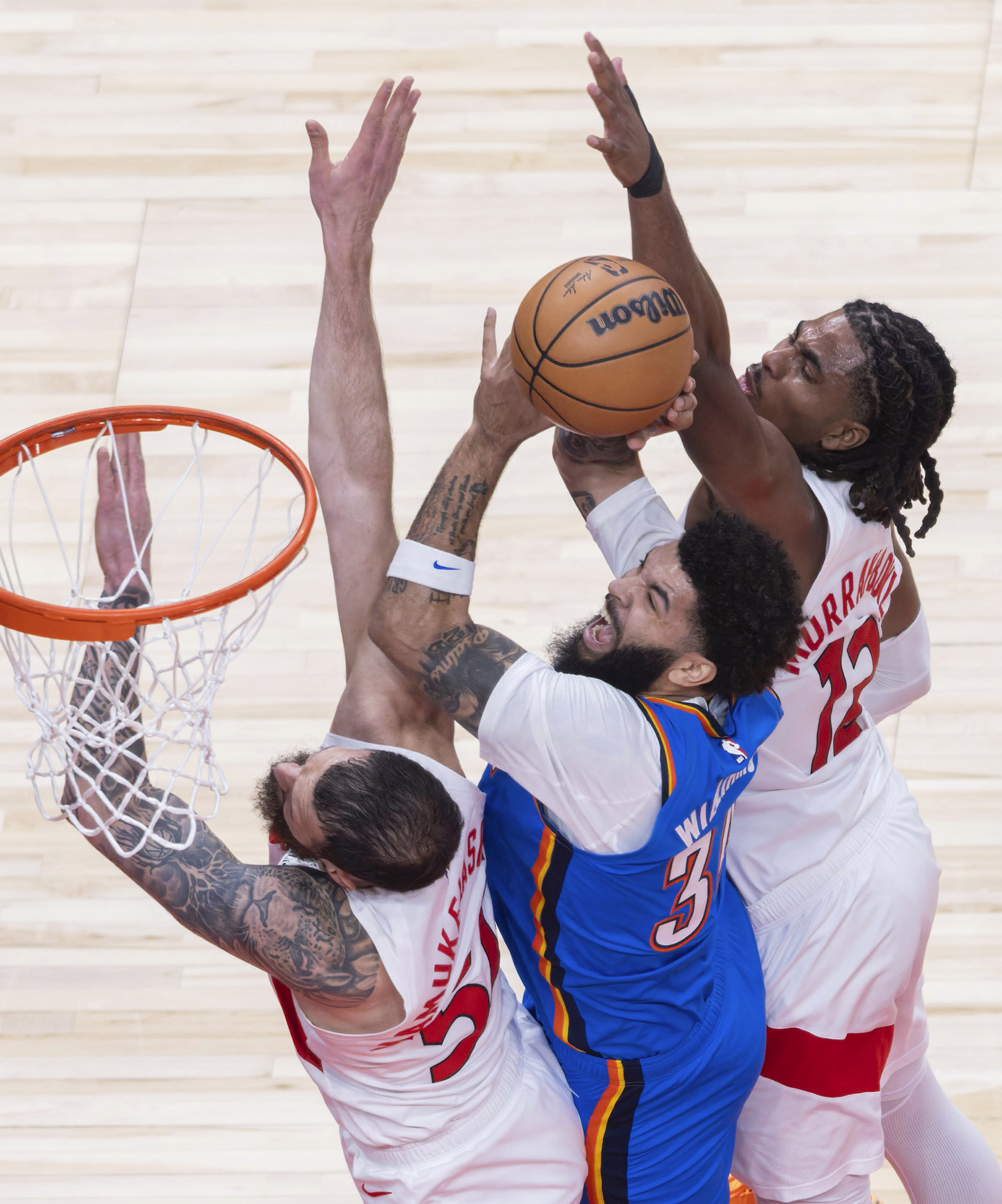 上海申花扳平良机备战CBA常规赛里昂造点机会备战NBA常规赛，俄克拉荷马雷霆迎足总杯关键赛看傻球迷的简单介绍