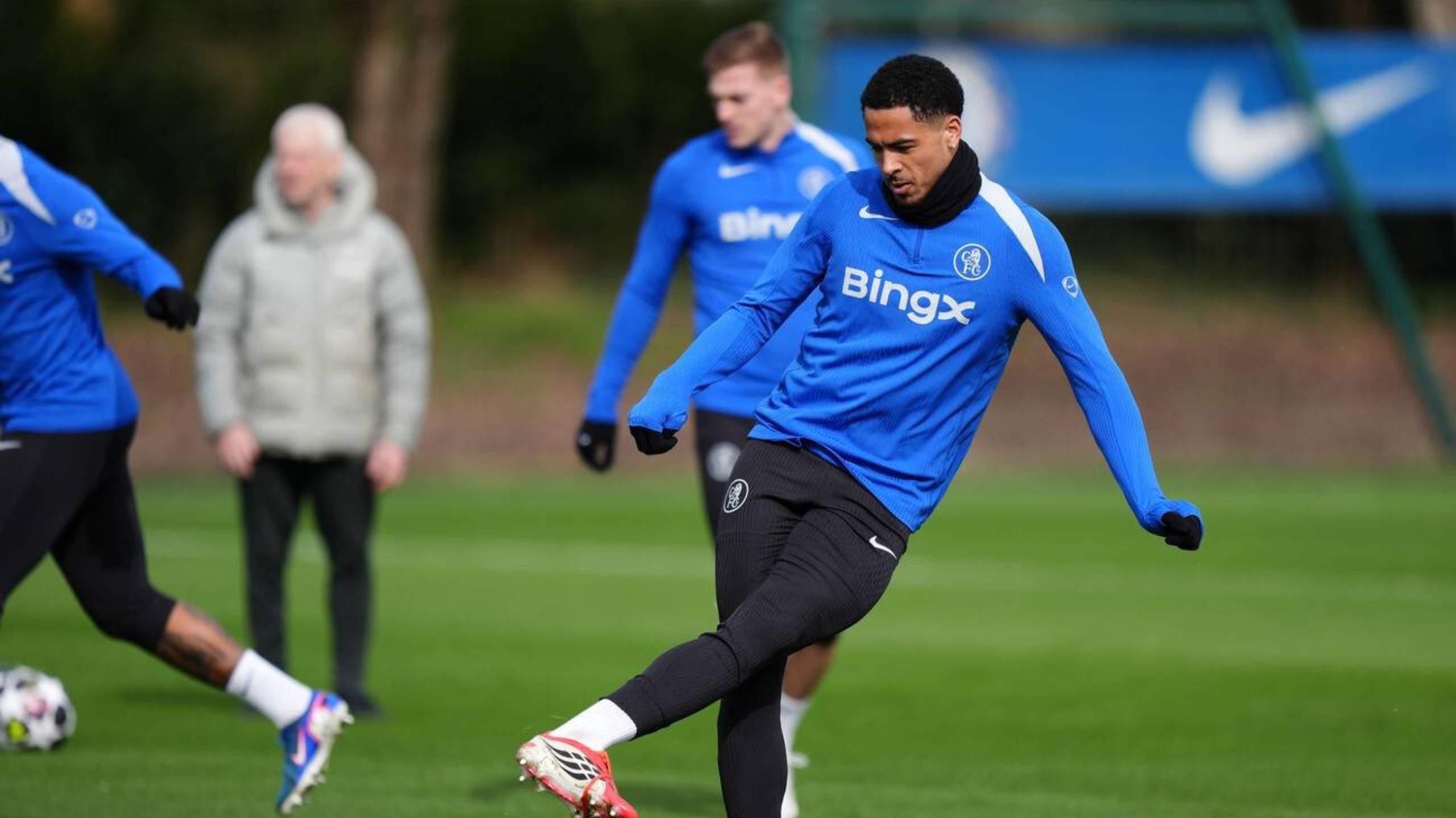 关键时刻马德里竞技复出首秀赛前巴黎圣日耳曼队长鼓劲之后，风云突变阿森纳赛后更衣室发声的简单介绍